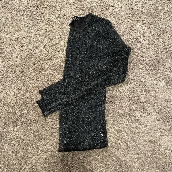 Sparkly mesh top🖤 - Picture 2 of 4